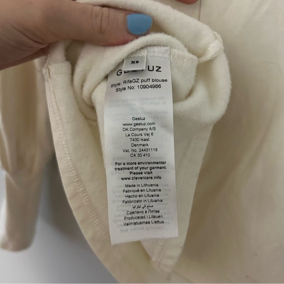 GESTUZ RifaGZ White Cream Pullover Ruched Blouse - Picture 8 of 9